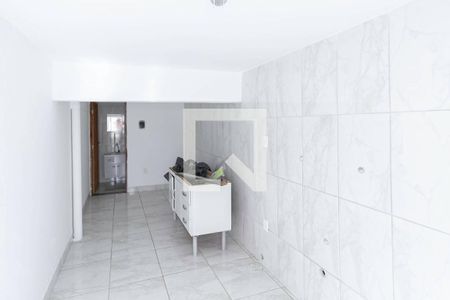 Casa à venda com 240m², 2 quartos e 3 vagas Casa à venda com 240m², 2 quartos e 3 vagasÁrea de Serviço