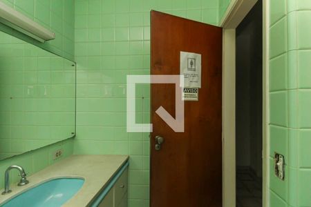 Casa à venda com 313m², 4 quartos e 3 vagasBanheiro