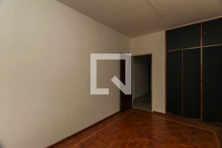 Casa à venda com 313m², 4 quartos e 3 vagasQuarto 3