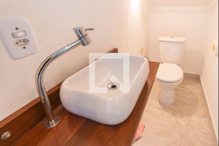 Casa para alugar com 180m², 3 quartos e 2 vagas Casa para alugar com 180m², 3 quartos e 2 vagasLavabo