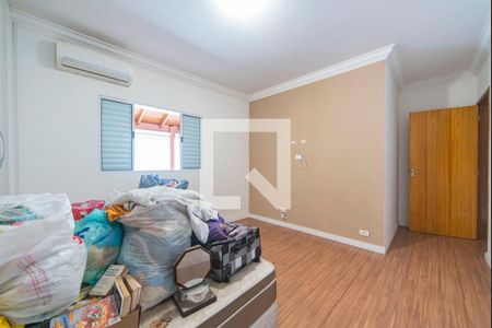 Casa para alugar com 180m², 3 quartos e 2 vagas Casa para alugar com 180m², 3 quartos e 2 vagasQuarto 1