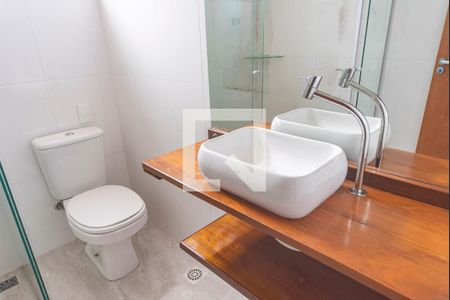 Casa para alugar com 180m², 3 quartos e 2 vagas Casa para alugar com 180m², 3 quartos e 2 vagasBanheiro da Varanda e Área de Serviço