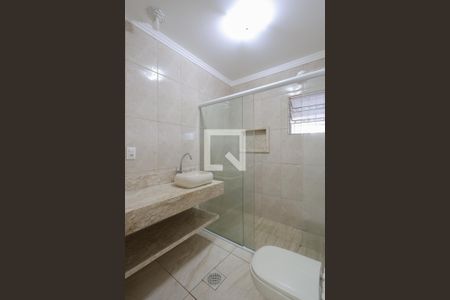 Casa à venda com 70m², 2 quartos e 1 vaga Casa à venda com 70m², 2 quartos e 1 vagaBanheiro