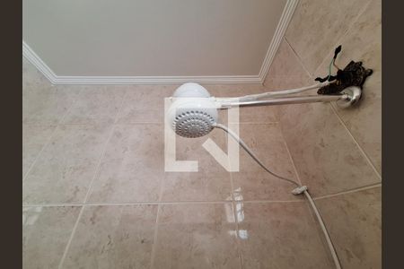 Casa à venda com 240m², 3 quartos e 3 vagasBanheiro