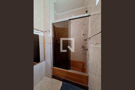 Casa à venda com 240m², 3 quartos e 3 vagasBanheiro