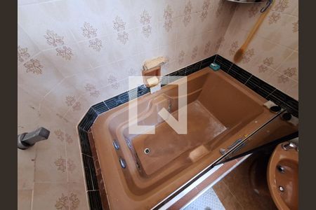 Casa à venda com 240m², 3 quartos e 3 vagasBanheiro Quarto 3