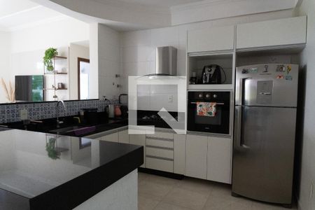 Casa à venda com 320m², 5 quartos e 4 vagasCozinha