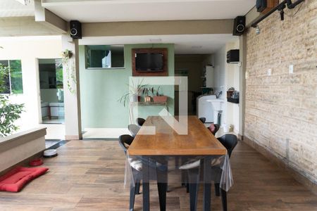 Casa à venda com 320m², 5 quartos e 4 vagasÁrea gourmet