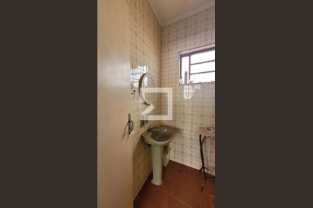 Casa à venda com 342m², 4 quartos e 4 vagasDeck - Banheiro