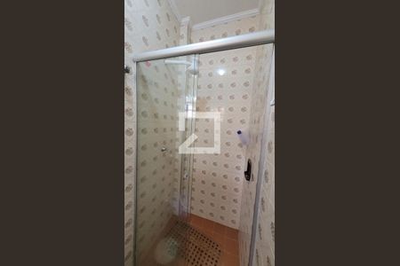 Casa à venda com 342m², 4 quartos e 4 vagasBanheiro de serviço