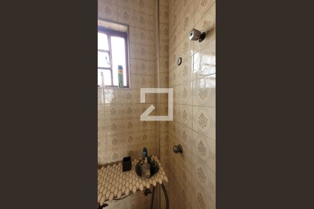 Casa à venda com 342m², 4 quartos e 4 vagasDeck - Banheiro