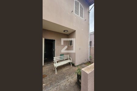 Casa à venda com 342m², 4 quartos e 4 vagasÁrea externa