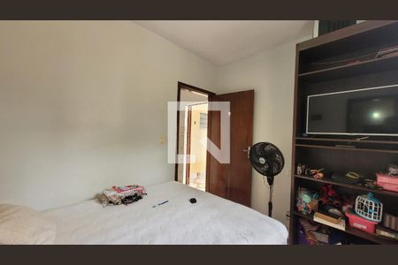 Casa à venda com 342m², 4 quartos e 4 vagasQuarto de Serviço