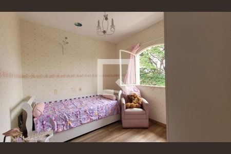 Casa à venda com 342m², 4 quartos e 4 vagasQuarto na suíte