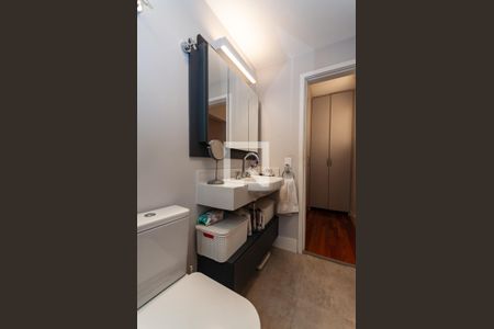 Apartamento à venda com 135m², 3 quartos e 1 vaga Apartamento à venda com 135m², 3 quartos e 1 vagaBanheiro do quarto 3 Suíte