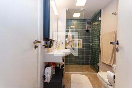 Apartamento à venda com 135m², 3 quartos e 1 vaga Apartamento à venda com 135m², 3 quartos e 1 vagaBanheiro Social