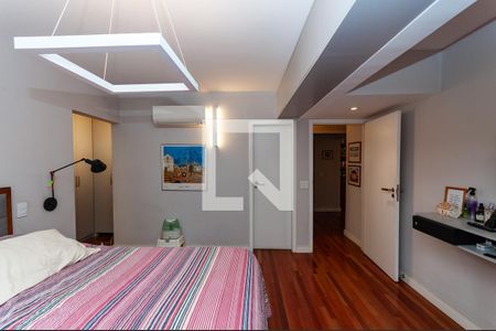 Apartamento à venda com 135m², 3 quartos e 1 vaga Apartamento à venda com 135m², 3 quartos e 1 vagaQuarto 3 Suíte