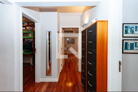 Apartamento à venda com 135m², 3 quartos e 1 vaga Apartamento à venda com 135m², 3 quartos e 1 vagaCorredor