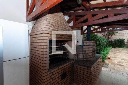 Apartamento à venda com 135m², 3 quartos e 1 vaga Apartamento à venda com 135m², 3 quartos e 1 vagaÁrea comum - Churrasqueira