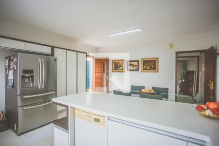 Casa para alugar com 270m², 3 quartos e 6 vagas Casa para alugar com 270m², 3 quartos e 6 vagasCozinha