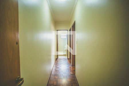 Casa para alugar com 270m², 3 quartos e 6 vagas Casa para alugar com 270m², 3 quartos e 6 vagasCorredor - Quartos