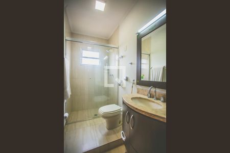 Casa para alugar com 270m², 3 quartos e 6 vagas Casa para alugar com 270m², 3 quartos e 6 vagasBanheiro 2