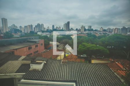 Casa para alugar com 270m², 3 quartos e 6 vagas Casa para alugar com 270m², 3 quartos e 6 vagasVista