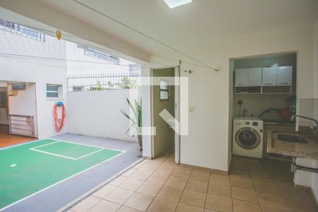 Casa para alugar com 270m², 3 quartos e 6 vagas Casa para alugar com 270m², 3 quartos e 6 vagasÁrea de Serviço