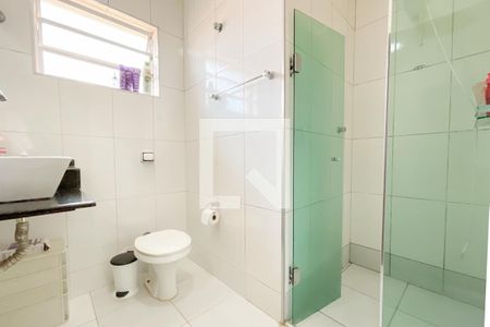 Casa à venda com 88m², 2 quartos e 2 vagas Casa à venda com 88m², 2 quartos e 2 vagasBanheiro Social