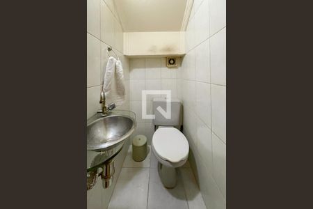 Casa à venda com 88m², 2 quartos e 2 vagas Casa à venda com 88m², 2 quartos e 2 vagasLavabo