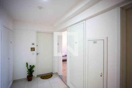 Hall de entrada de apartamento para alugar com 2 quartos, 45m² em Centro, Diadema