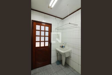 Casa à venda com 350m², 5 quartos e 5 vagasÁrea de Serviço