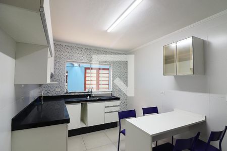 Casa à venda com 350m², 5 quartos e 5 vagasCasa 2 Cozinha