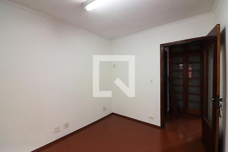 Casa à venda com 350m², 5 quartos e 5 vagasQuarto 2