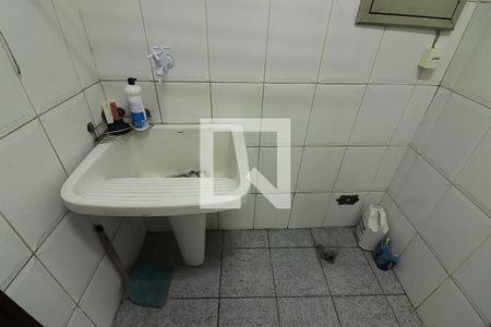 Casa à venda com 350m², 5 quartos e 5 vagasÁrea de Serviço