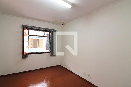 Casa à venda com 350m², 5 quartos e 5 vagasQuarto 2