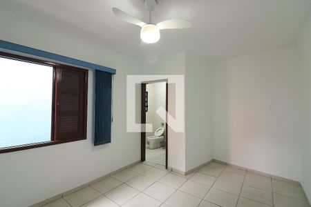 Casa à venda com 350m², 5 quartos e 5 vagasCasa 2 Suíte
