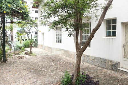 Casa para alugar com 350m², 4 quartos e 4 vagasÁrea Externa