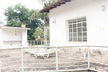 Casa para alugar com 350m², 4 quartos e 4 vagasÁrea Externa