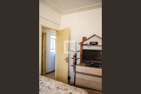 Quarto 1 de apartamento à venda com 2 quartos, 75m² em Cidade Baixa, Porto Alegre