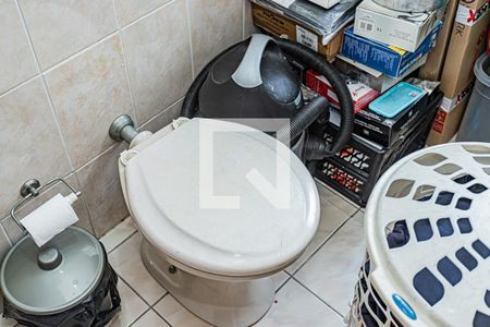 Casa à venda com 250m², 4 quartos e 7 vagasBanheiro de serviço