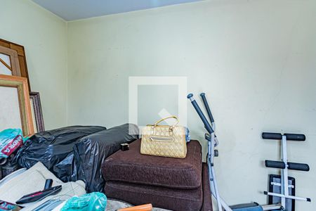 Casa à venda com 250m², 4 quartos e 7 vagasQuarto de Serviço