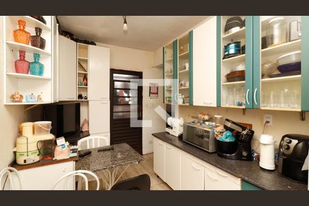 Casa à venda com 282m², 7 quartos e 2 vagasCozinha