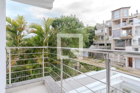 Casa à venda com 284m², 3 quartos e 4 vagas Casa à venda com 284m², 3 quartos e 4 vagasVaranda do Quarto 3