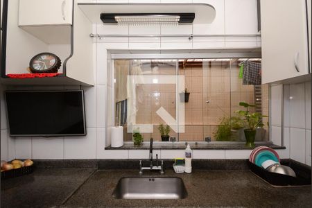 Casa à venda com 152m², 4 quartos e 3 vagasCozinha ( Casa 1 )