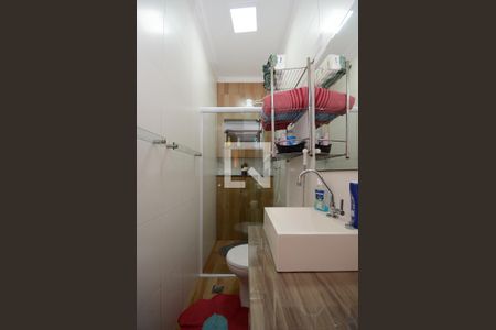 Casa à venda com 152m², 4 quartos e 3 vagasBanheiro Social ( casa 1 )