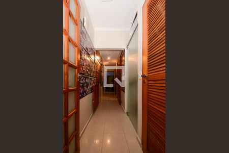 Casa à venda com 152m², 4 quartos e 3 vagasAcesso aos quartos casa 1