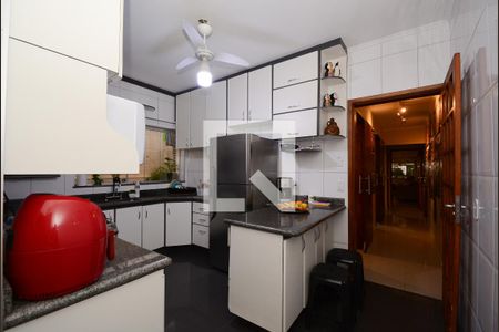Casa à venda com 152m², 4 quartos e 3 vagasCozinha ( Casa 1 )