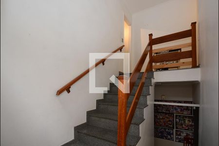 Casa à venda com 152m², 4 quartos e 3 vagasAcesso a casa 2