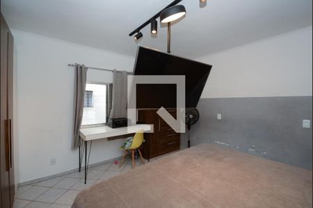 Casa à venda com 152m², 4 quartos e 3 vagasQuarto 2 ( Casa 2)